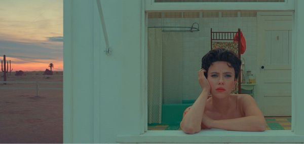 Cannes 76 | Wes Anderson elabora la sua paura del vuoto in Asteroid City