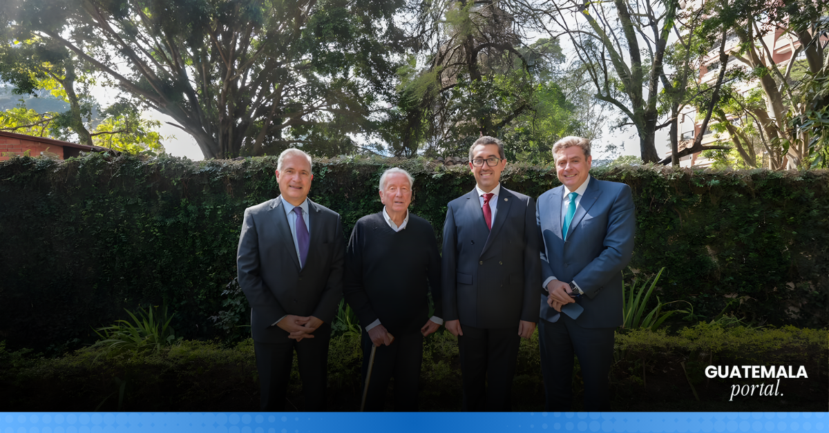 Guatemala One Step Away from Investment Grade, According to Fitch and S&P