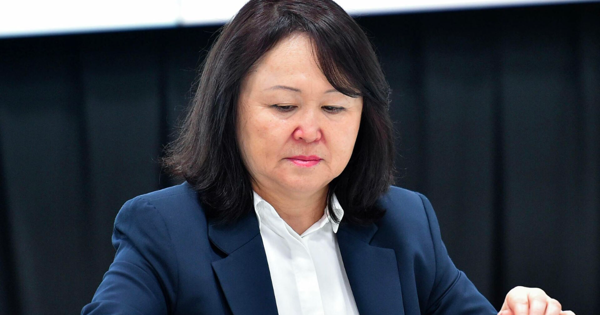 Экс-министра природы Динару Кутманову оставили под стражей на два месяца