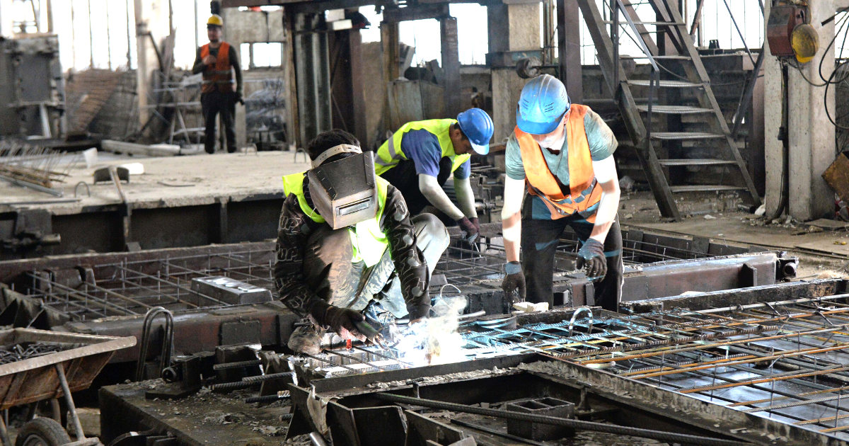 Акылбек Жапаров поручил предприятиям Чуйской области обновить оборудование