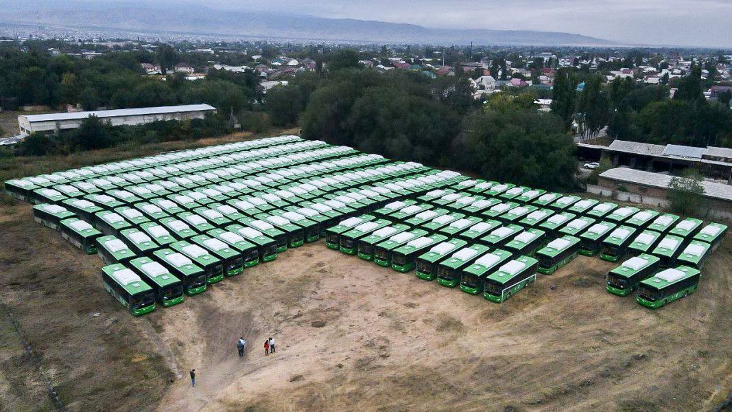 Новые прибывшие автобусы из Китая выйдут на маршруты в Бишкеке в день знаний