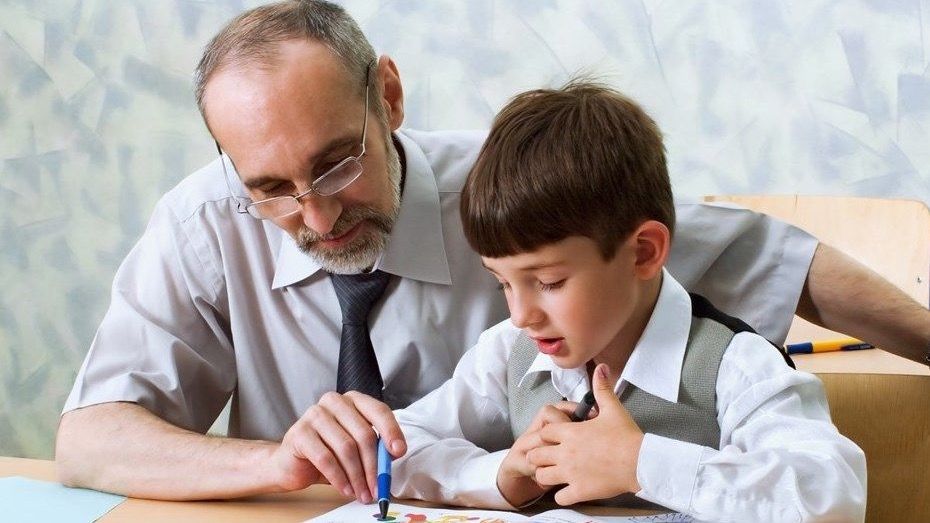 За год средняя зарплата репетиторов и учителей в Кыргызстане выросла на 17%