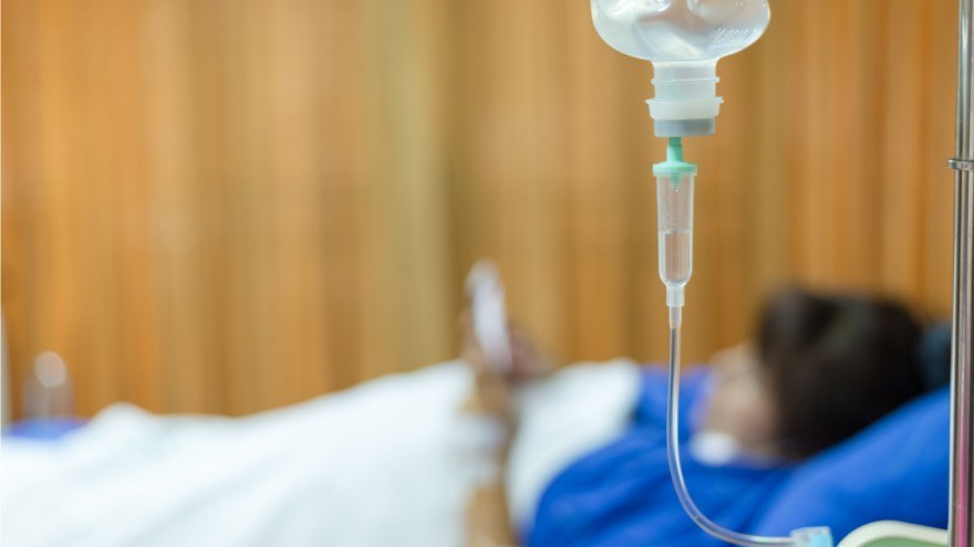 Число пострадавших при отравлении шаурмой в центре Бишкека выросло до 43 человек