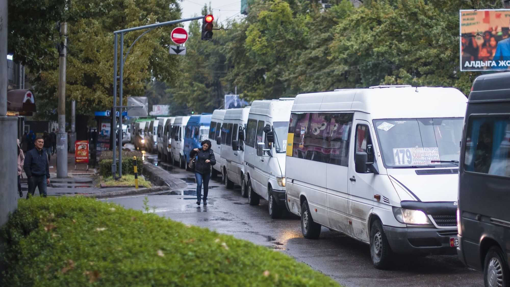 В Бишкеке хотят ввести единый тариф на проезд - и сразу поднять его до 20 сомов
