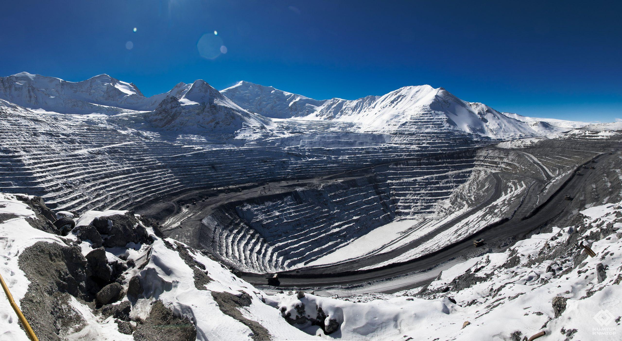 Кумтор продолжит работать по условиям соглашения от 2009 года