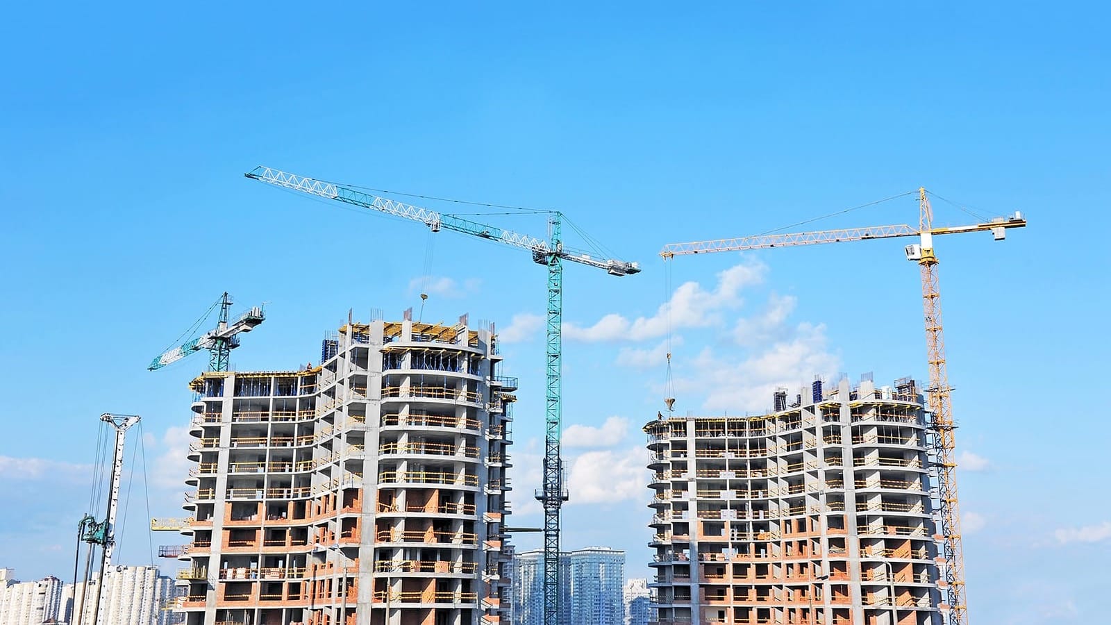 С 1 января стройкомпании обяжут регистрировать объекты - без этого запретят собирать деньги с дольщиков