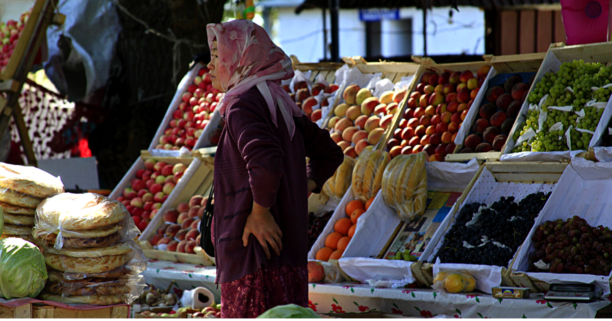 Ряд рынков в Нарыне снизили стоимость арендной платы для торговцев