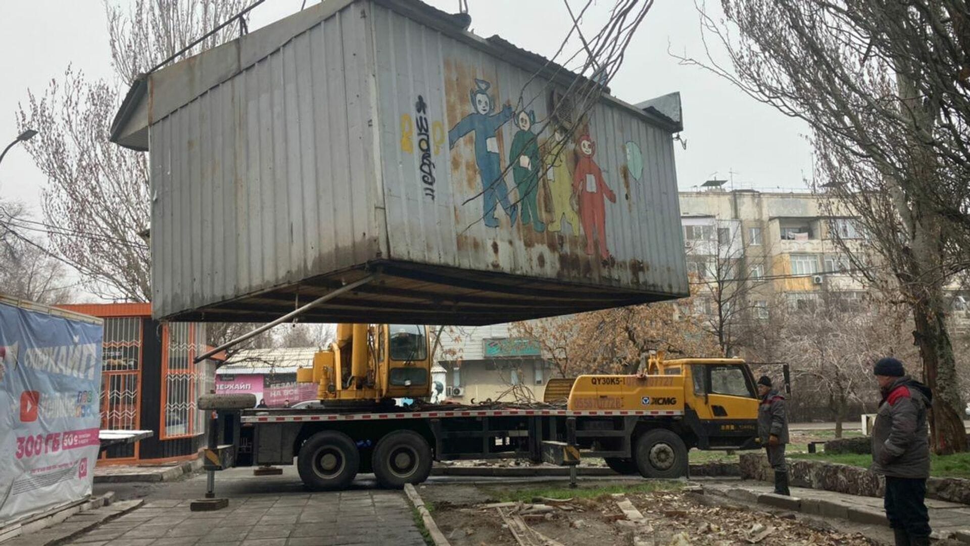 Вместо гаражей в 11-м микрорайоне Бишкека построят городок с парковкой