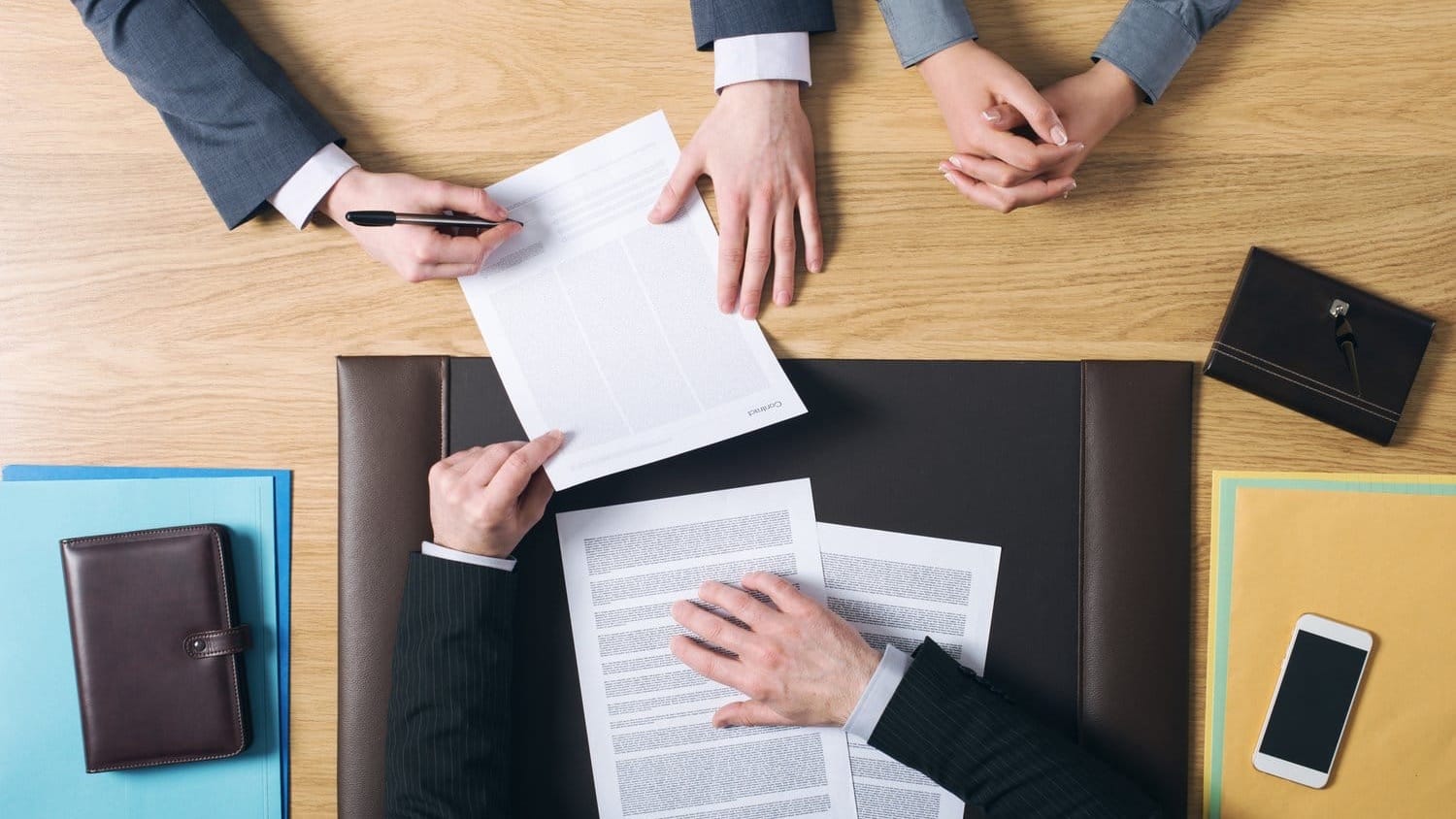 Финнадзор в середине декабря выдал лицензии и разрешения 16 компаниям