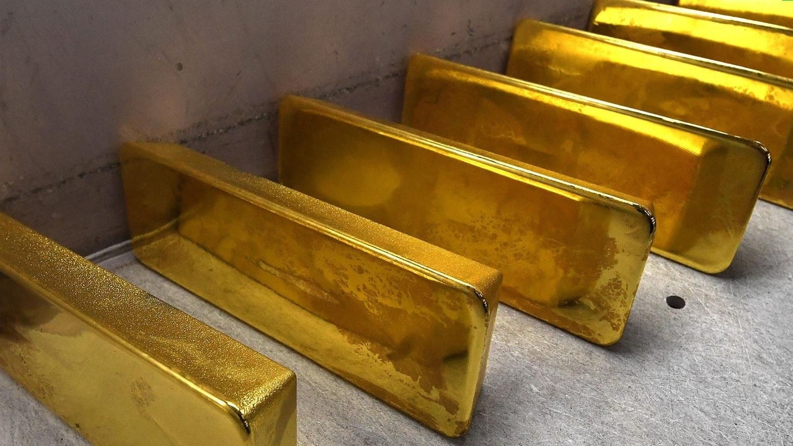 За десять месяцев года Кыргызстан продал золота на $800 млн