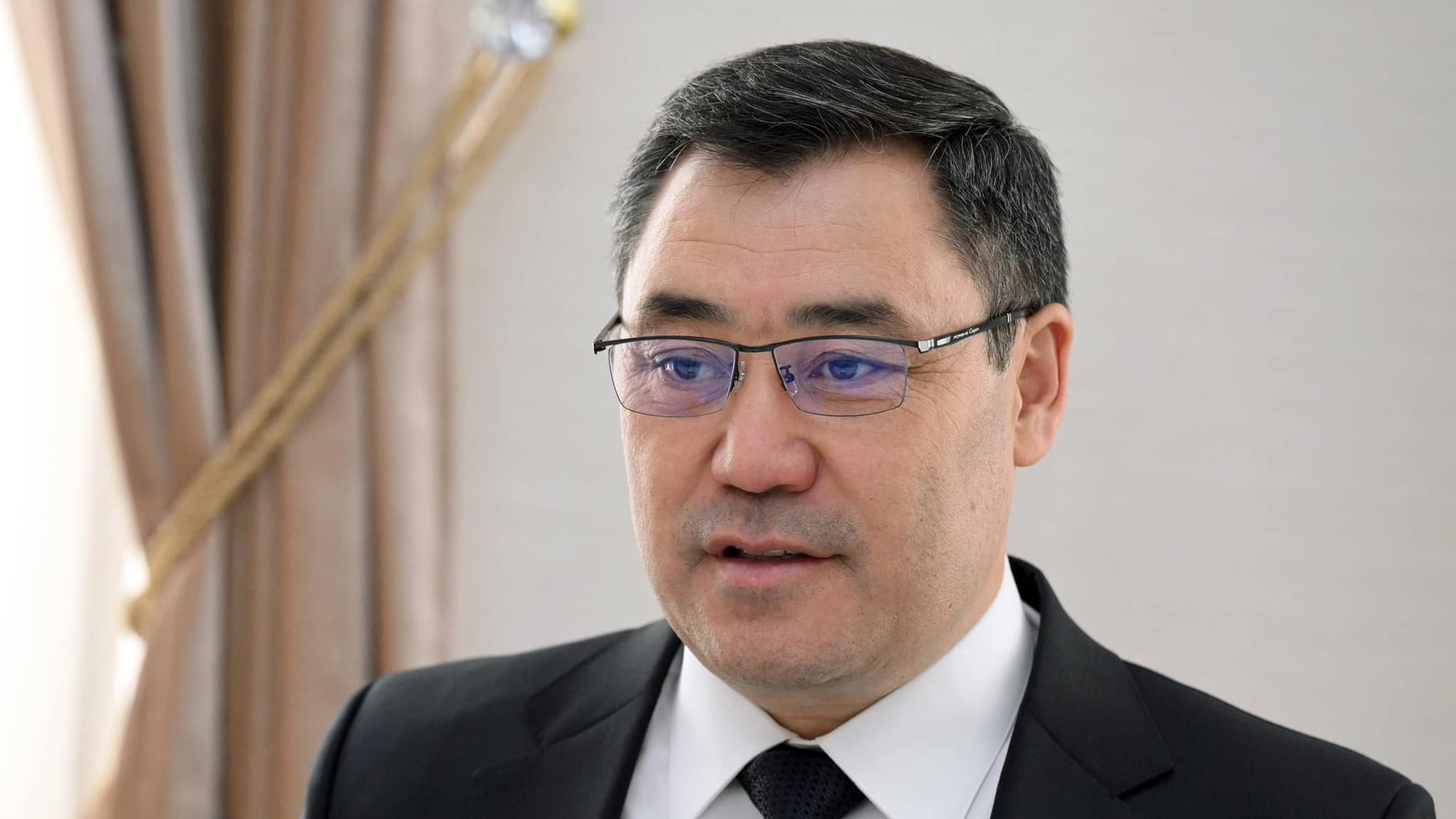 "Мы за разнообразие мнений в обществе, но против развала государства", — Садыр Жапаров прокомментировал задержание журналистов