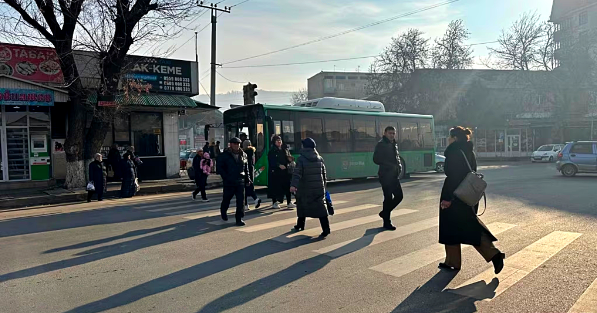 В Джалал-Абаде вышли на линии автобусы, простаивавшие из-за отсутствия топлива