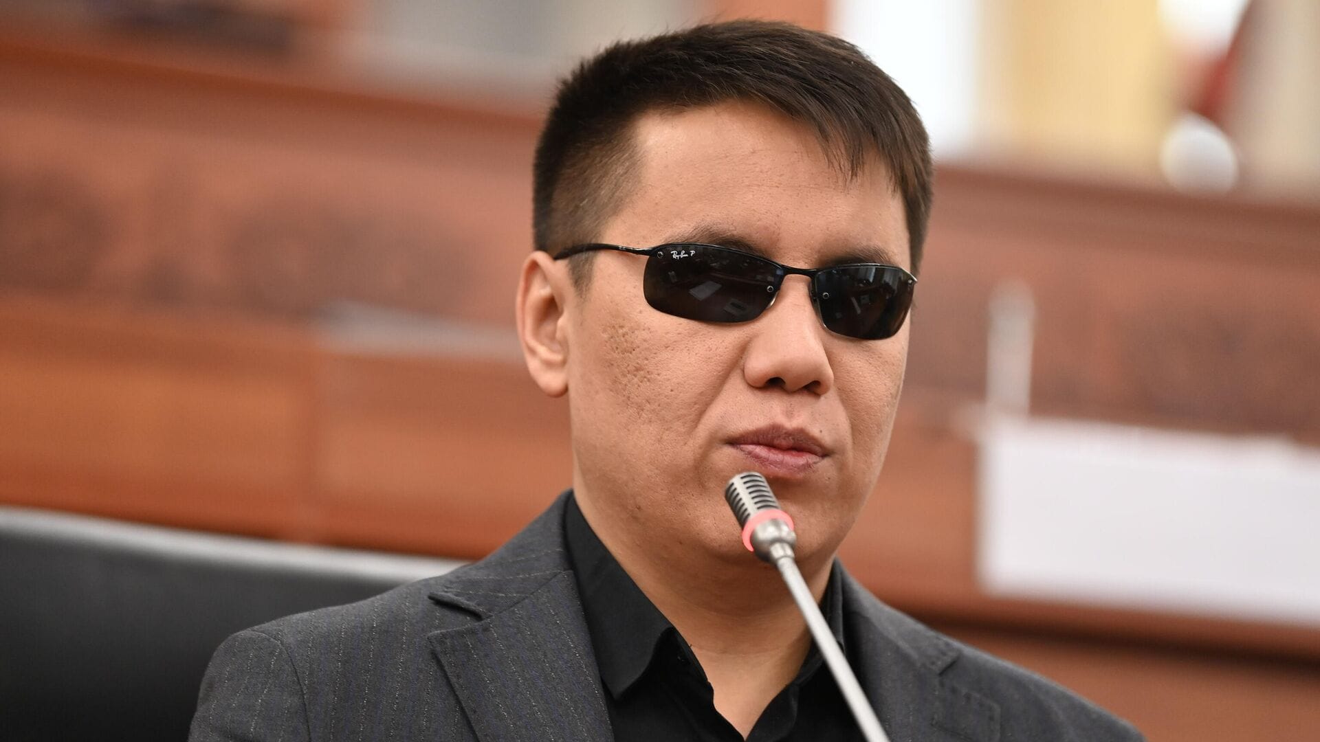 Дастан Бекешев вступился за СМИ – но спикер ЖК считает обыски и задержание журналистов "мелочным делом"