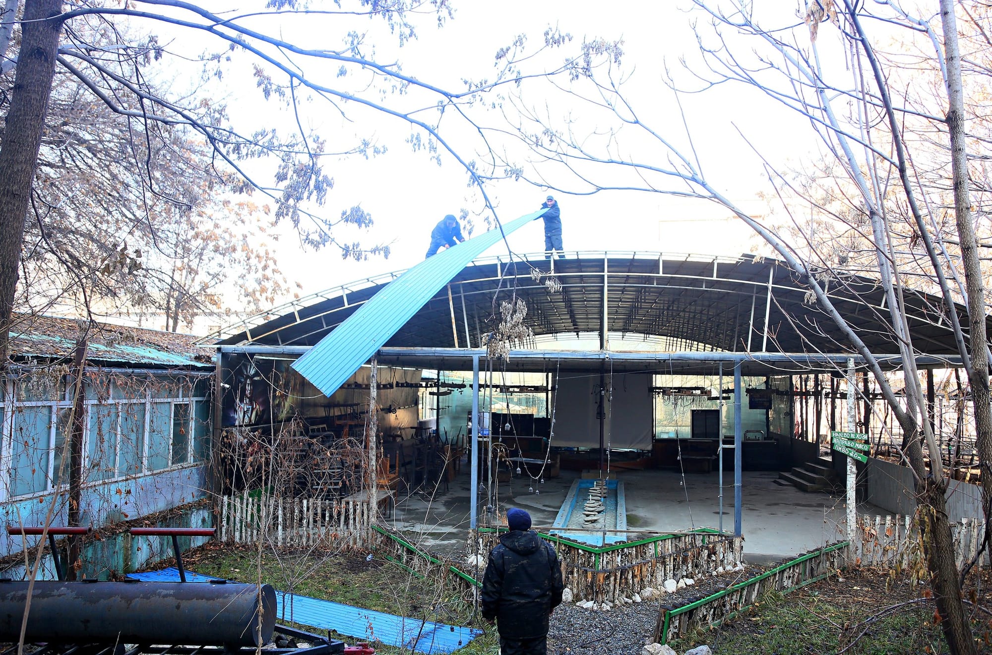 В Оше под снос попало еще одно кафе