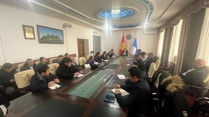 На рынках Оша будут бороться со стихийной торговлей