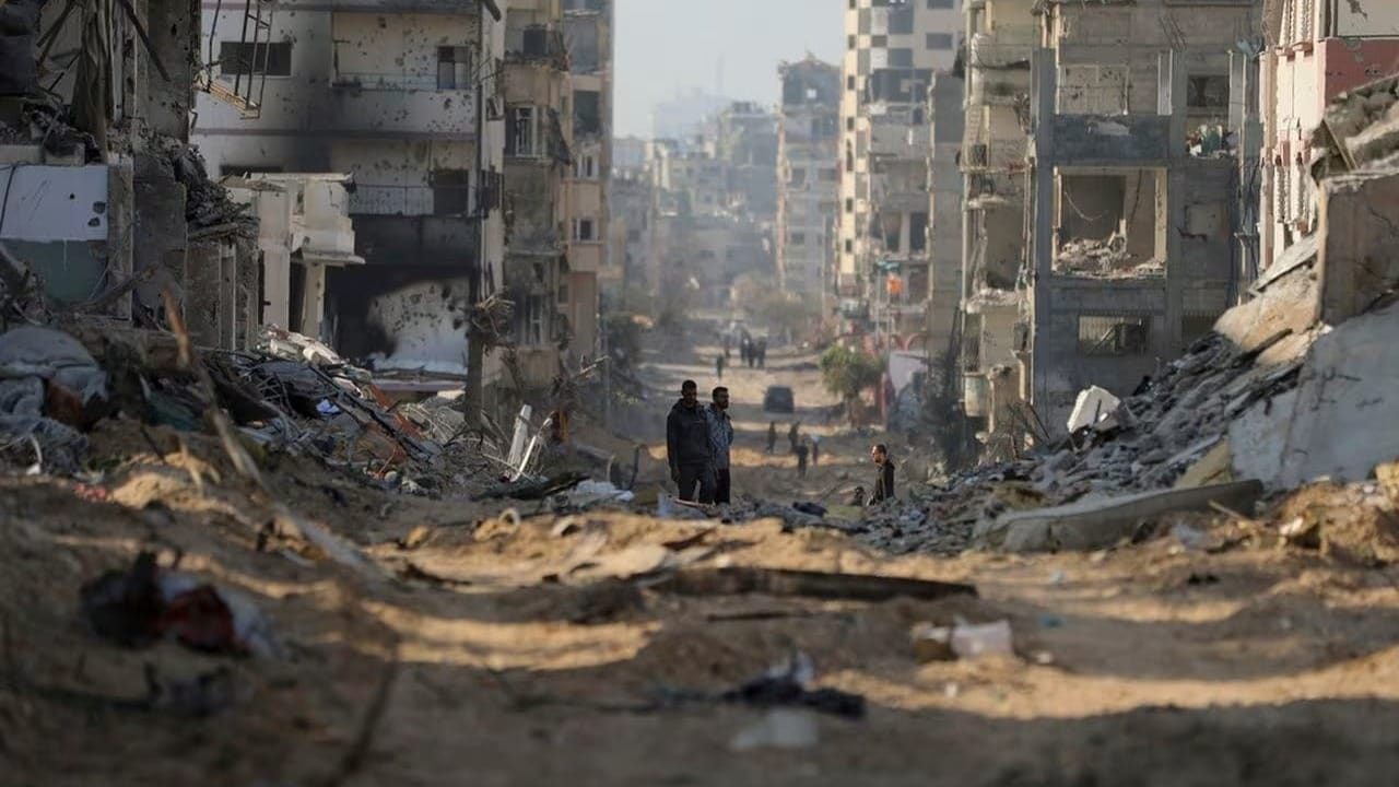 Кыргызстанцы собрали на помощь жителям сектора Газа более 307 тысяч сомов