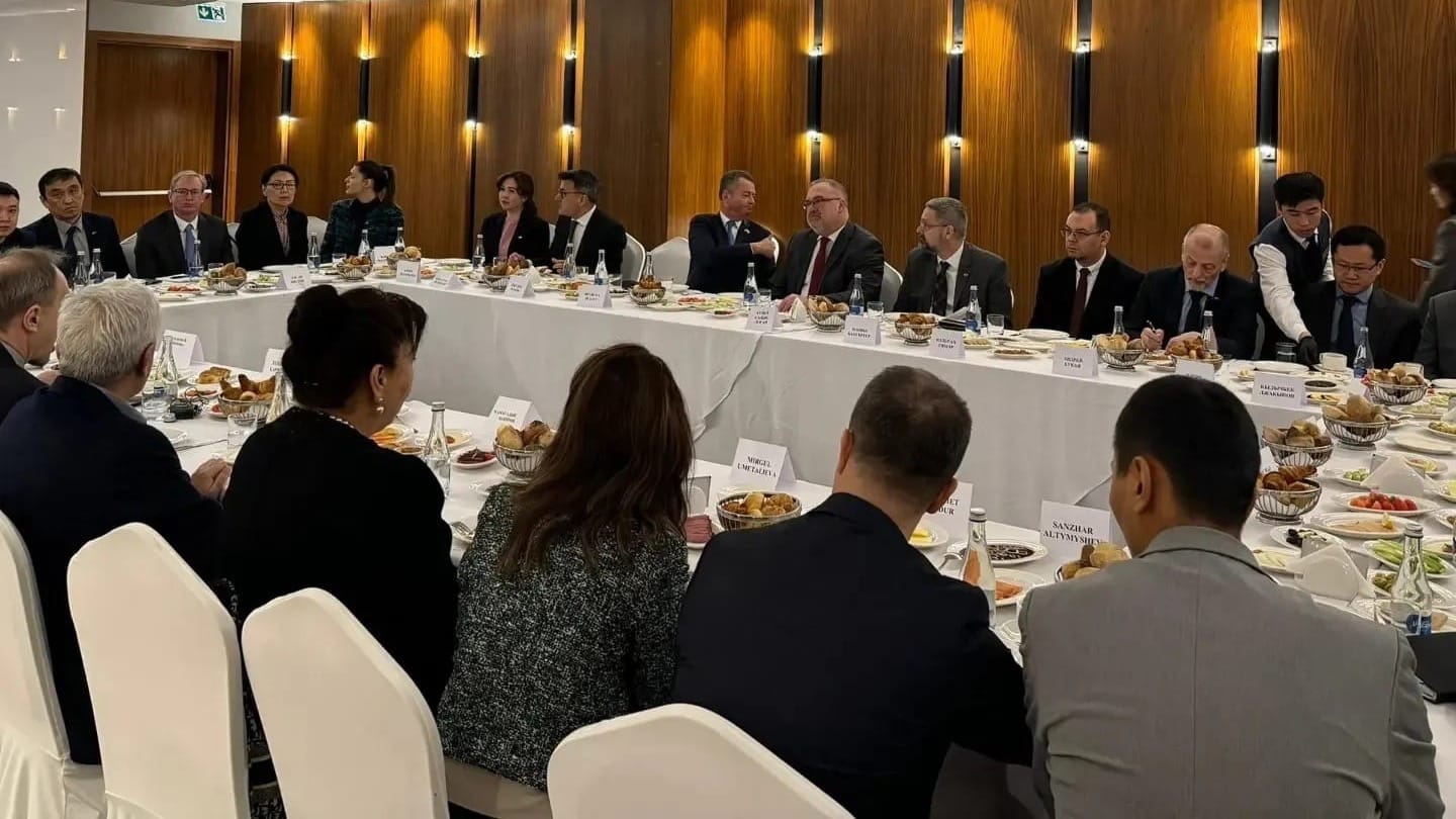 ТПП Кыргызстана обсудила с дипломатами проблемы инвесторов и пути развития экономики