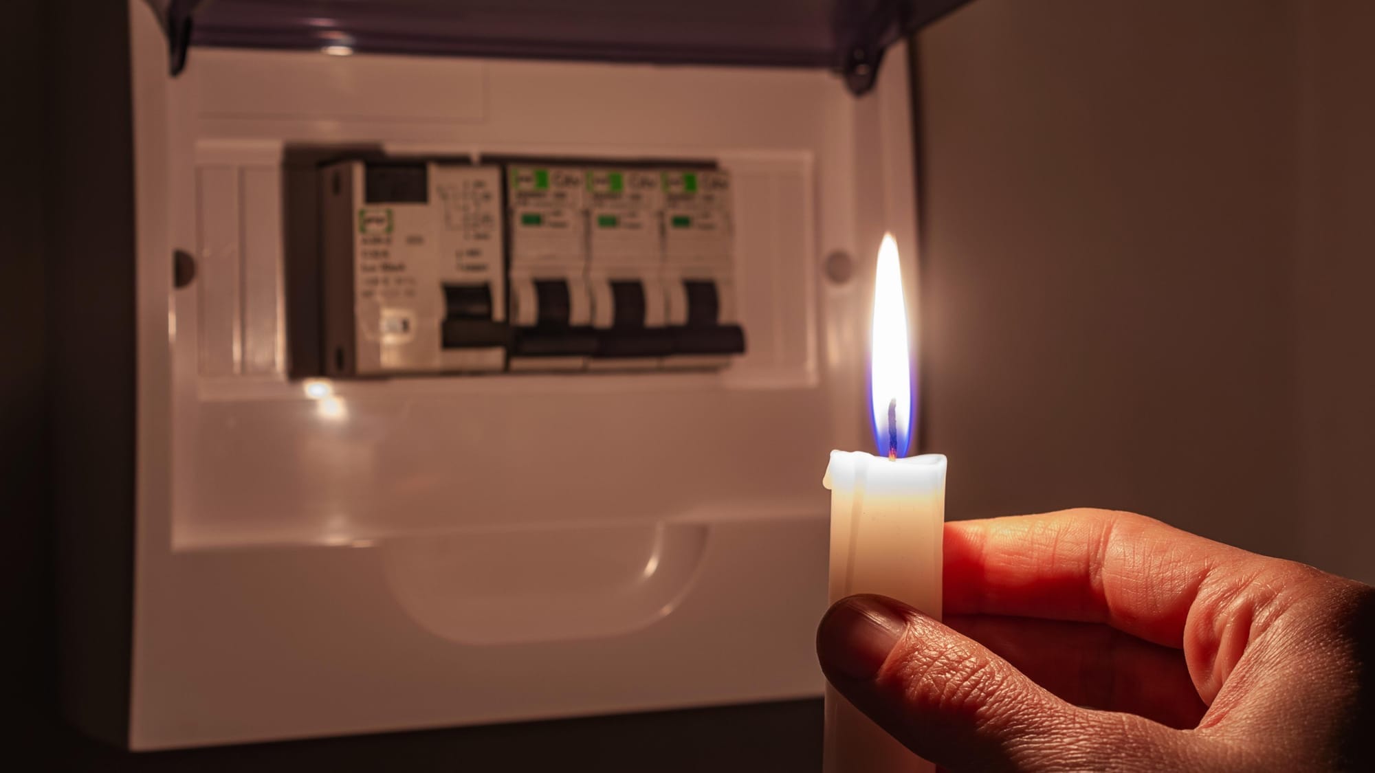 В каких районах Бишкека возможны отключения электроэнергии 12 апреля – график