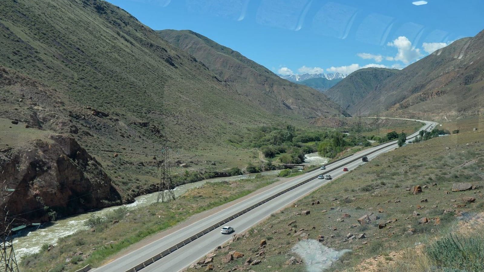 С 7 по 11 мая будет частично перекрыта трасса в Боомском ущелье