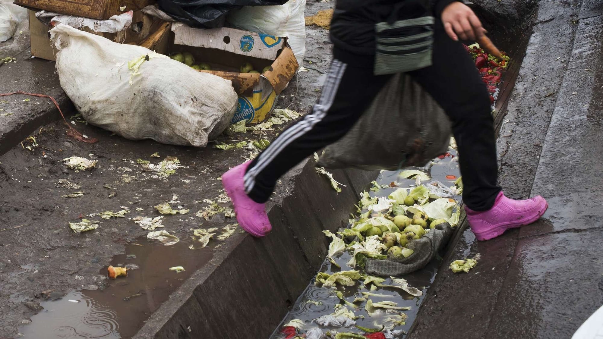 За один день муниципальная инспекция Бишкека оштрафовала горожан на 1 млн сомов