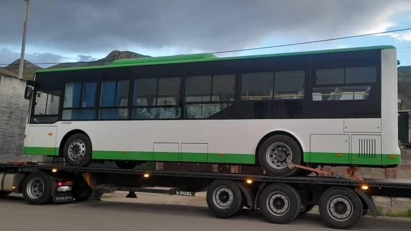 В Нарын доставили электробусы