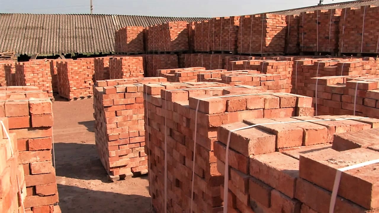 Завод в селе Байтик будет производить до 180 тысяч кирпичей в сутки