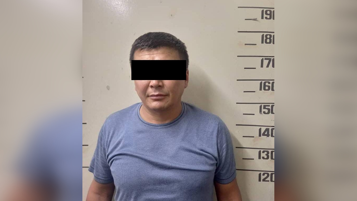 Сотрудник энергосбыта в Оше задержан за вымогательство 30 тысяч сомов