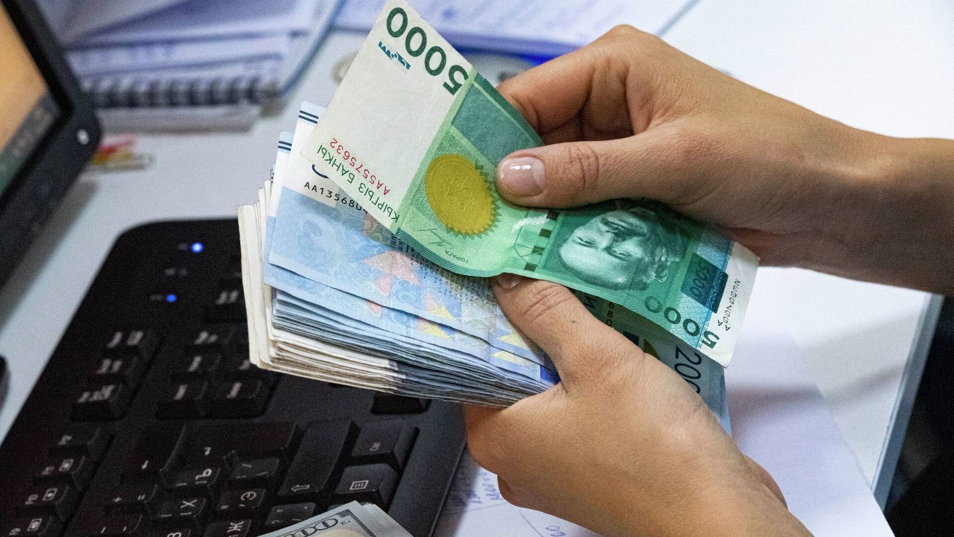 Счетная палата выявила повторяющиеся нарушения в исполнении республиканского бюджета КР