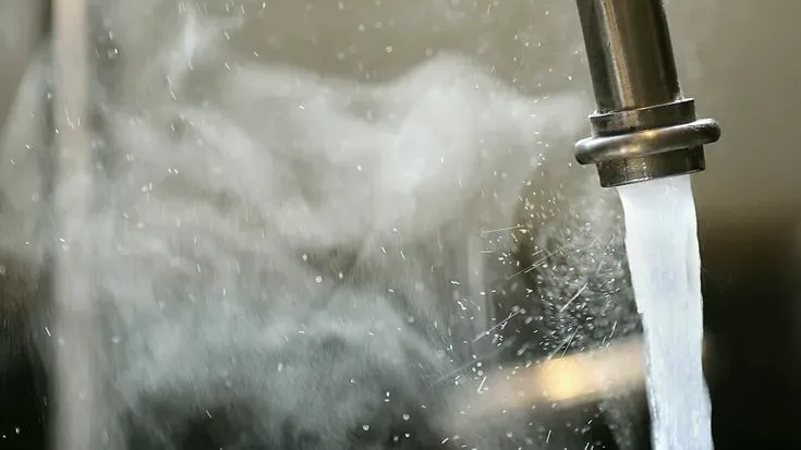 В частном секторе Бишкека на два дня отключат горячую воду