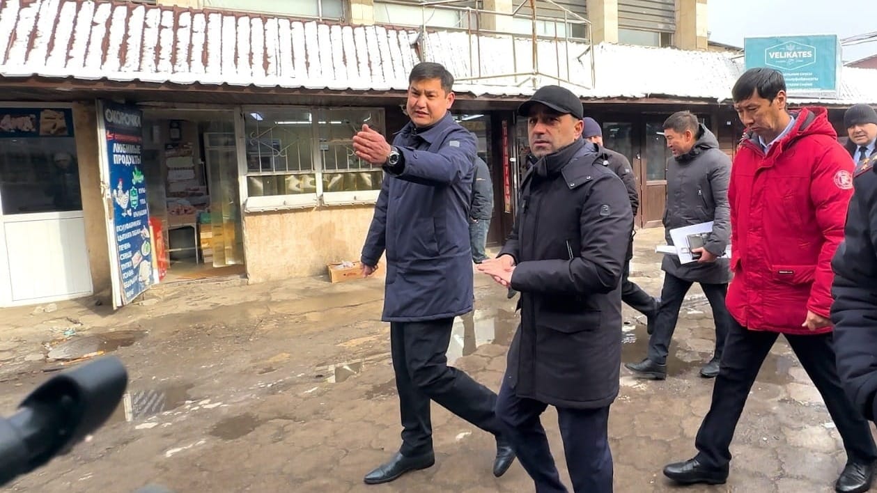 На Орто-Сайском рынке построят многоярусную парковку со стороны Жукеева-Пудовкина