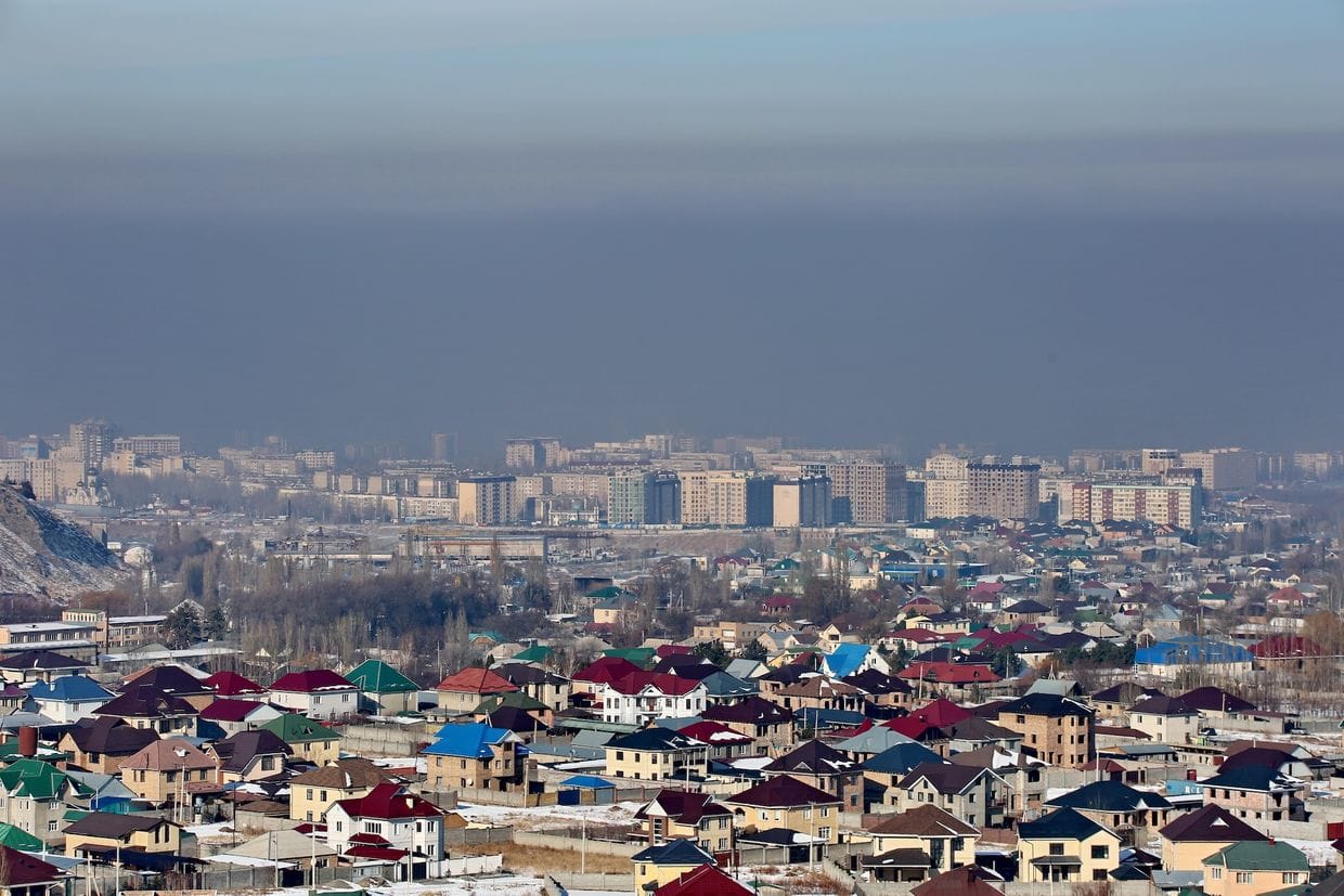 Опять смог? Бишкек вошел в топ-5 самых загрязненных городов мира