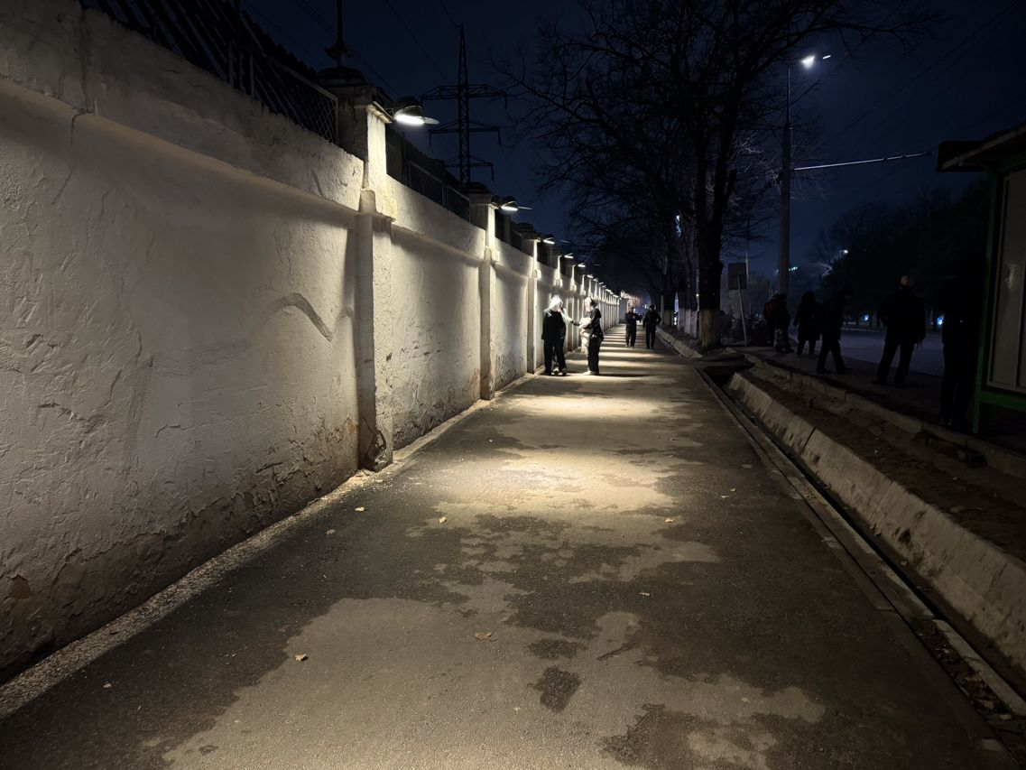 На территории Бишкекской ТЭЦ установили новое освещение