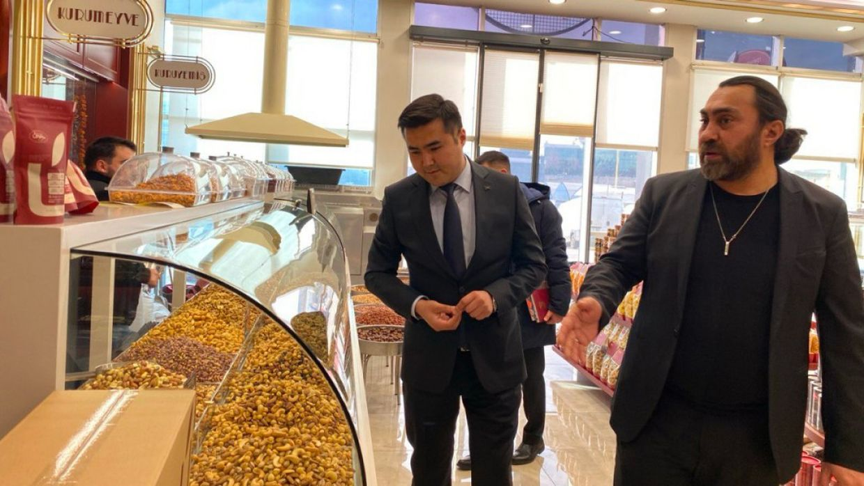 Турецкая компания Ünal Kuruyemiş готова закупать кыргызские сухофрукты и орехи