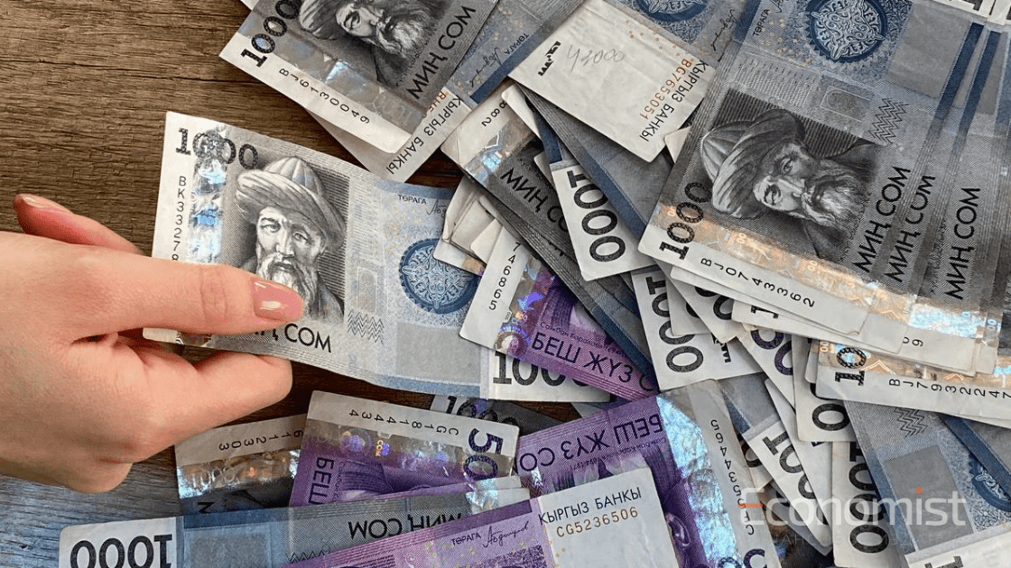 В Кыргызстане почти 3 тысячам детей-сирот открыли накопительные депозиты по 500 тысяч сомов