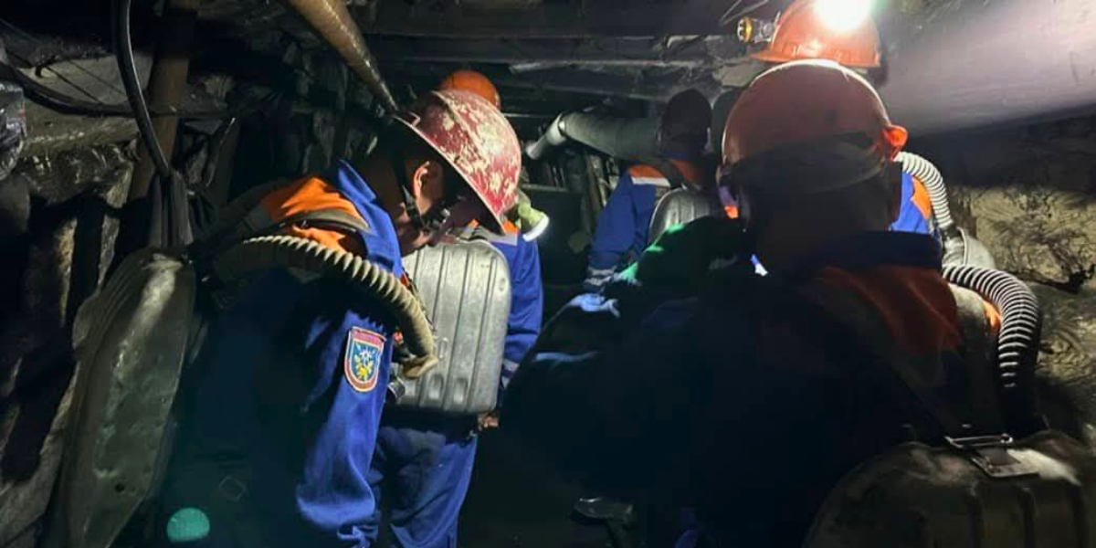 Выход газа в шахте в Сулюкте – восемь человек эвакуированы