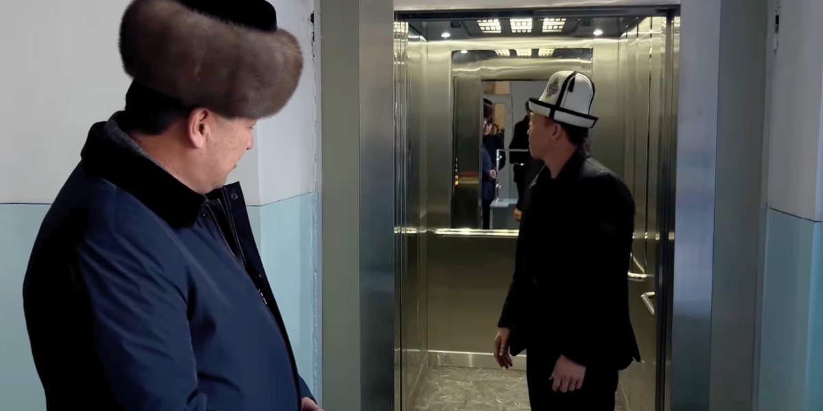 В Центре общей врачебной практики Кара-Кульджи обновили лифт за 3 млн сомов и крышу за 5.6 млн