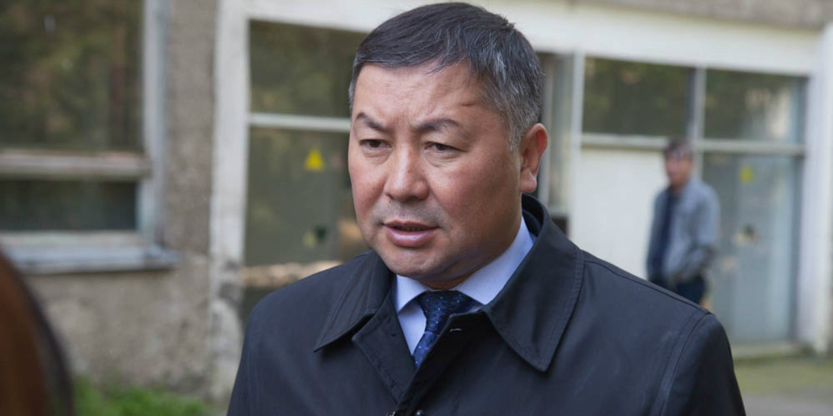 Экс-спикера парламента Канатбека Исаева выпустили под подписку о невыезде