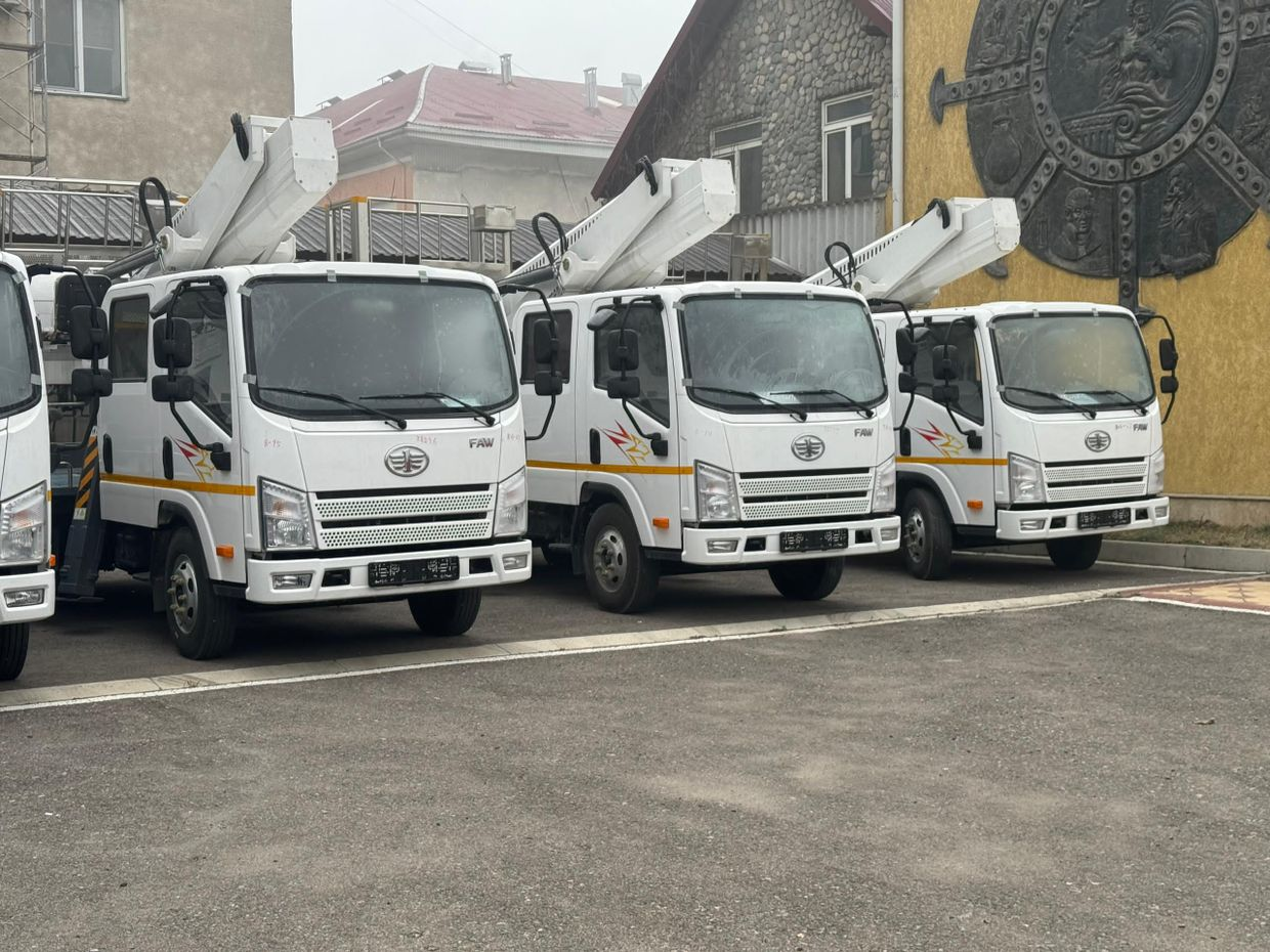 «Бишкексвет» получил шесть новых автовышек