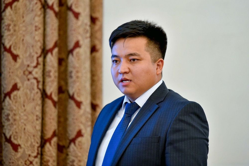 Сотрудники ГКНБ задержали зампредседателя Налоговой службы Исламбека Кыдыргычова