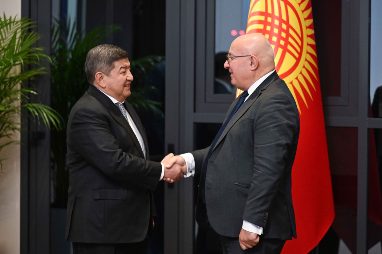 Акылбек Жапаров пригласил ЕИБ к участию в строительстве Камбар-Атинской ГЭС-1