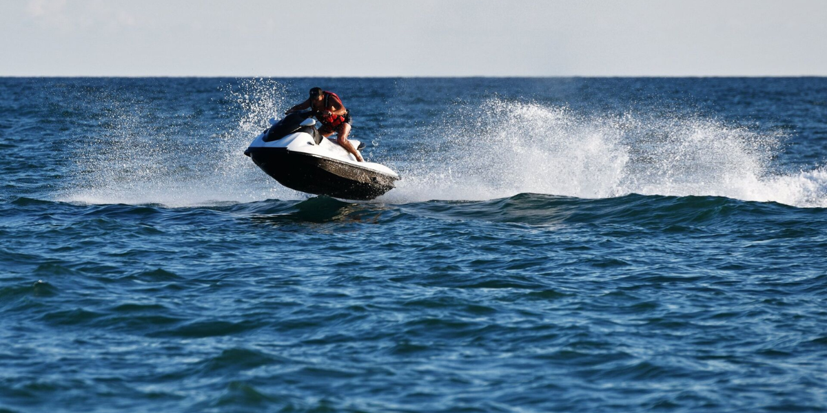 На Иссык-Куле хотят выделить отдельную зону для использования скутеров