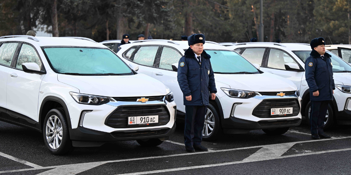 Судебному департаменту выдали 54 машины Chevrolet местного производства