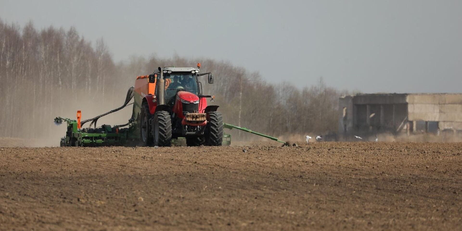 Весенняя посевная в разгаре – в КР засеяно более 64 тысяч гектаров зерновых