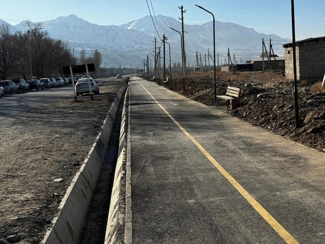 В Нарыне построили новую велодорожку – фото