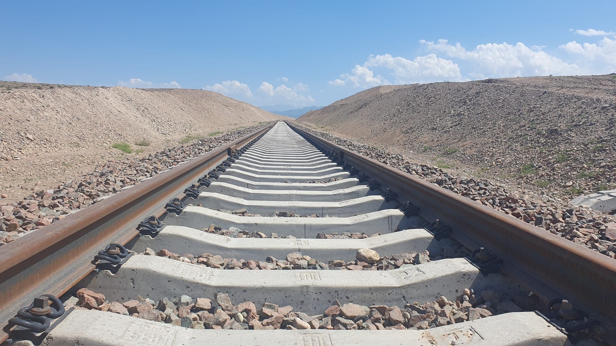 Проложено 40 км железной дороги Балыкчы – Кочкор