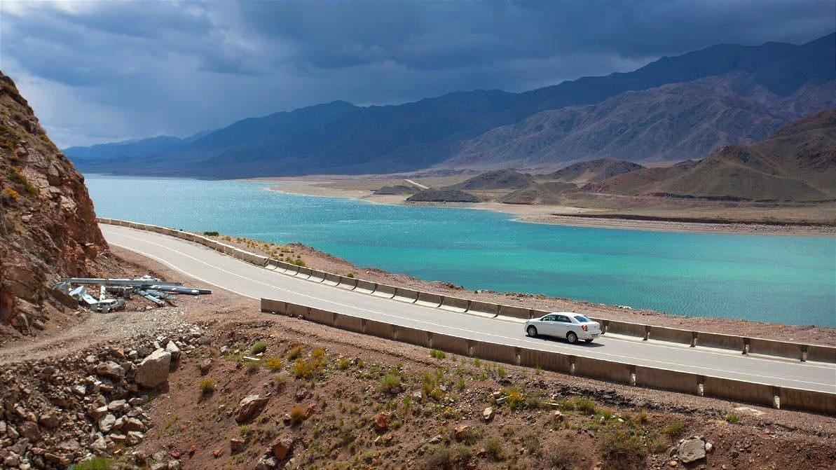 Кыргызстан и Казахстан согласовали параметры новой дороги Алматы — Иссык-Куль