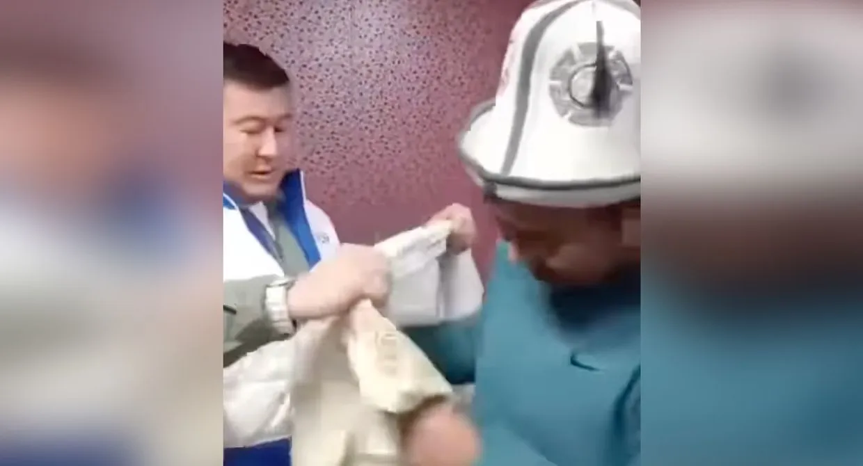 Депутат из Кара-Суу подарил мандат брату? Подробности