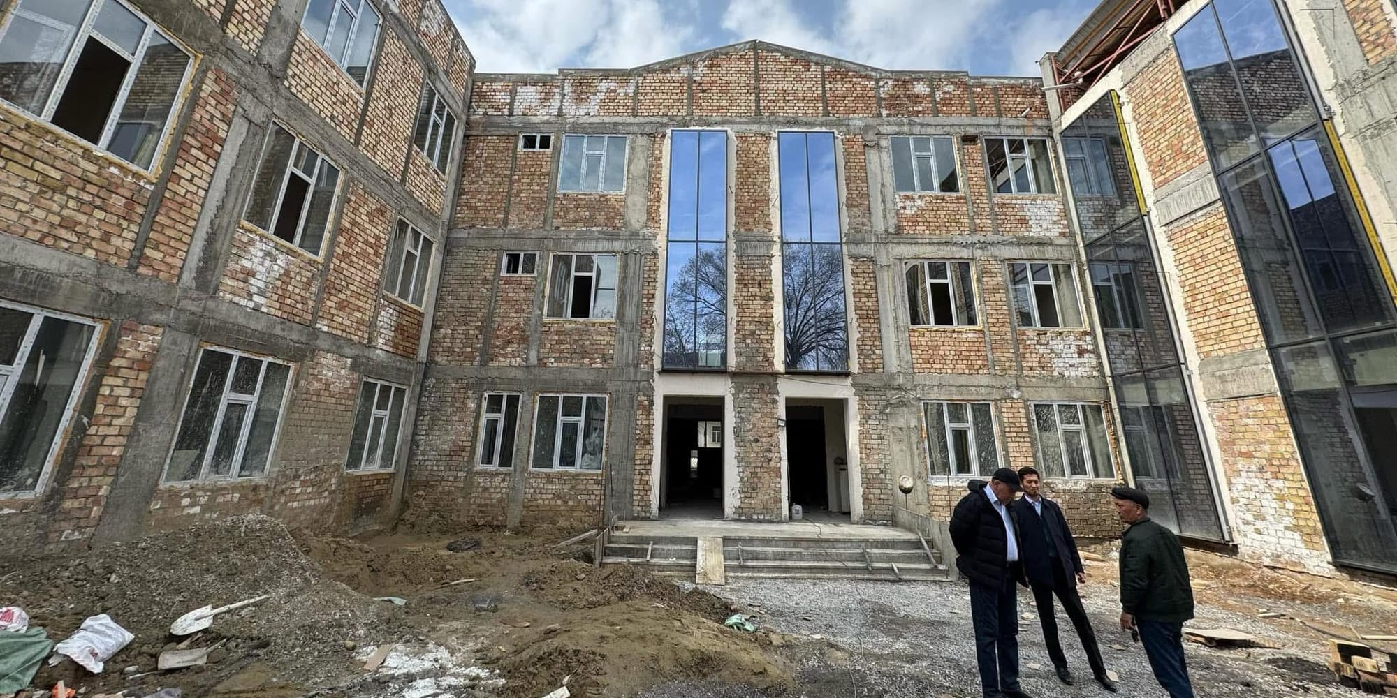 В Джалал-Абаде строят новую поликлинику за 156 млн сомов