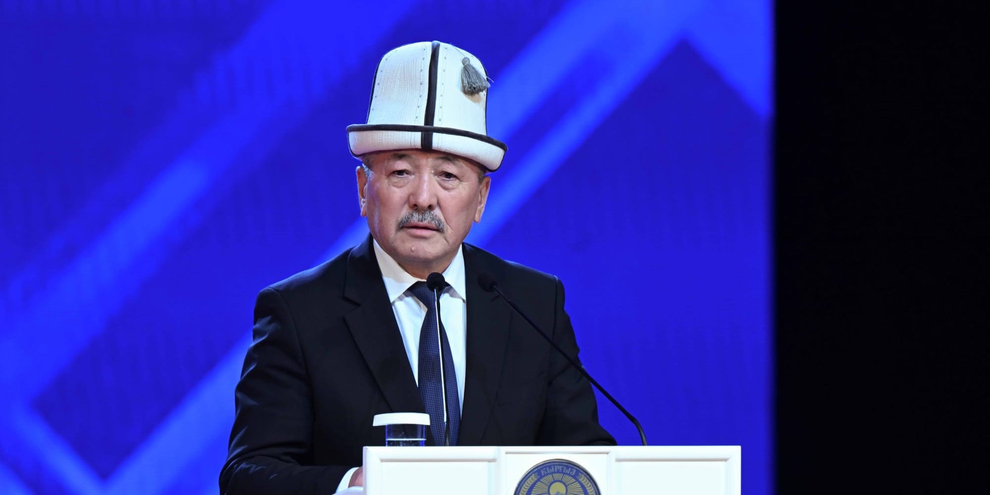 Мероприятие по случаю 100-летия спорта и физкультуры в КР. Фото: кабмин.