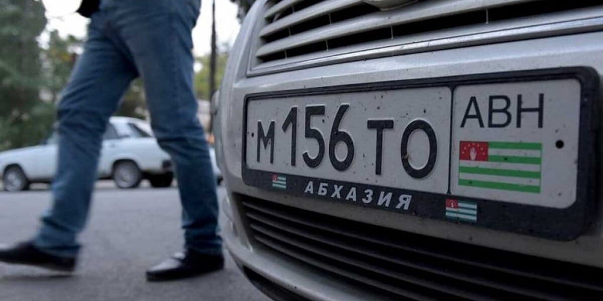Легализация авто с армянскими и абхазскими номерами станет вдвое дешевле — Ташиев